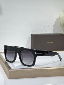 Tom Ford FT0711 Garrett Sunglasses for Wholesale | Optical Store Supplier