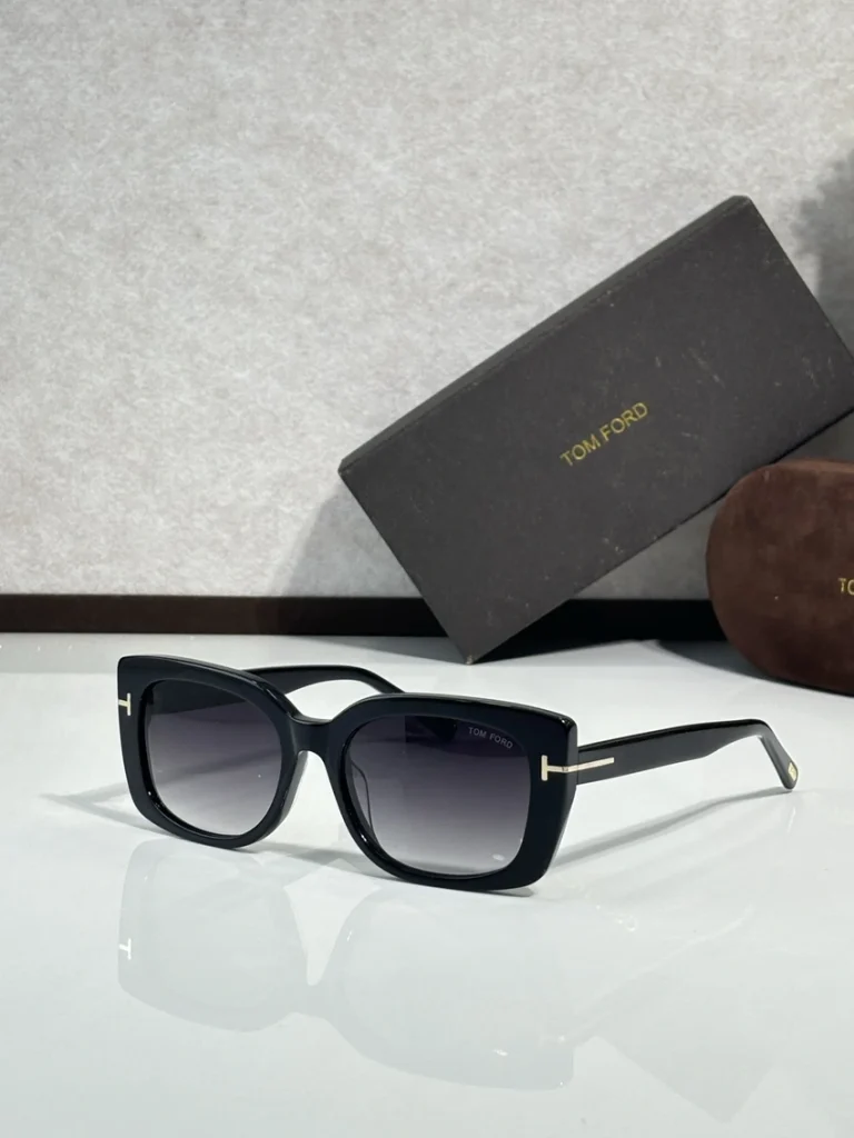 Buy Tom Ford FT1170 With Sunglasses Wholesale | Optical Importer