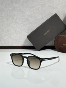 Wholesale Tom Ford FT5532 Turner Sunglasses | B2B Optical Distributor