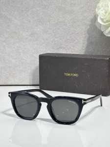 Tom Ford FT1326 Unisex Sunglasses – Wholesale Optical Frames Supplier