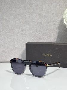 Tom Ford FT0834 Alistair Sunglasses – Wholesale Optical Frames Supplier