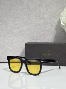 Tom Ford TF690 Sunglasses James Bond Spectre Wholesale | Optical Retail Supplier