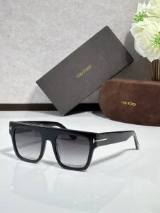 Wholesale Tom Ford FT0847 Avery Sunglasses | B2B Optical Distributor