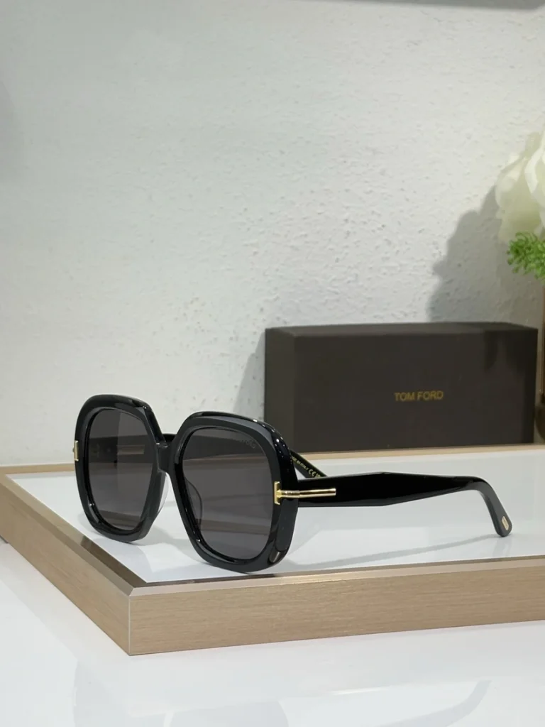 Tom Ford FT1278 Aviator Men’s Sunglasses Wholesale | Optical Retail Supplier