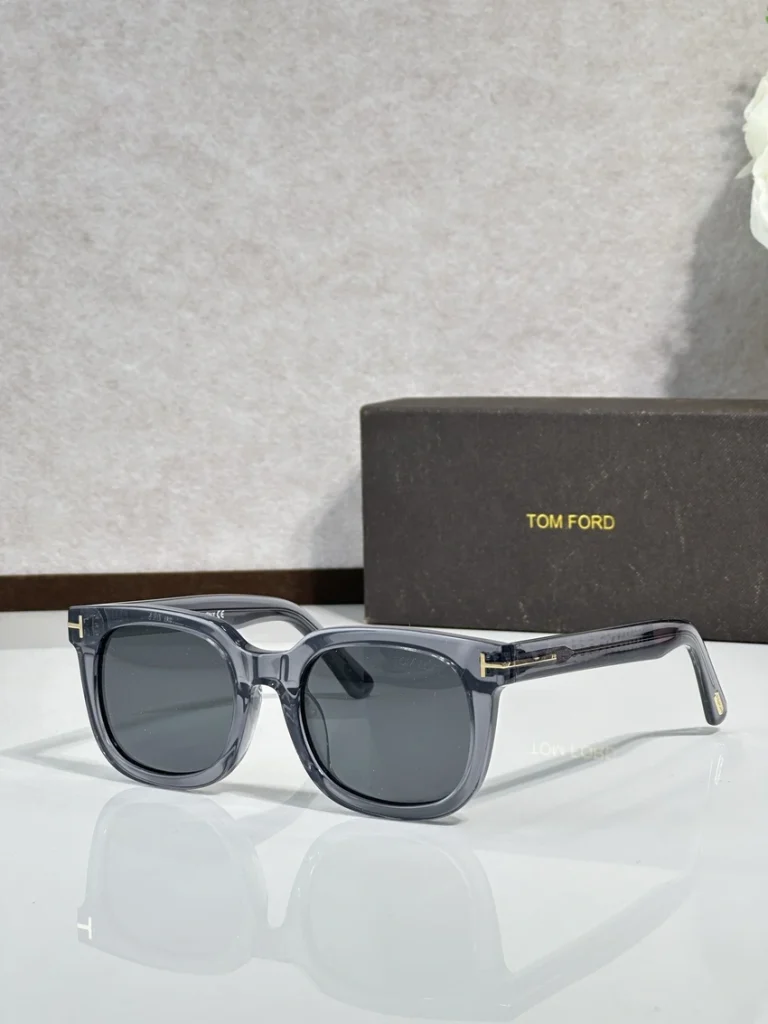 Buy Tom Ford TF211 Chloe Sunglasses Wholesale | Optical Importer