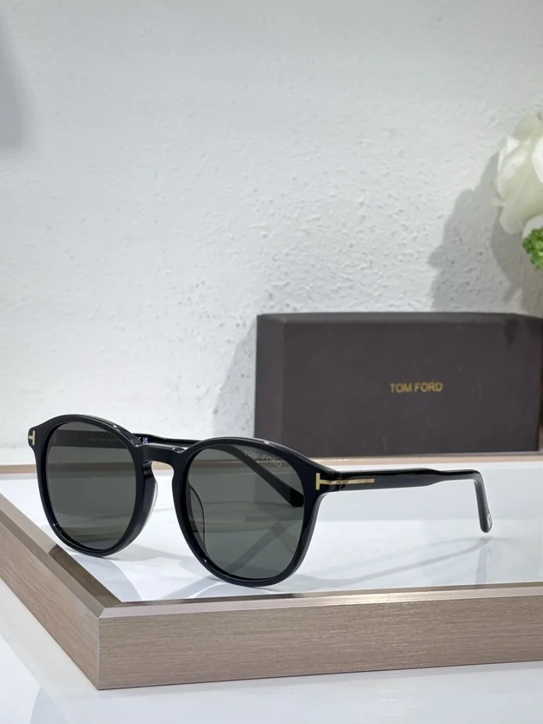 Tom Ford FT0834 Neughman Sunglasses for Wholesale | Optical Store Supplier