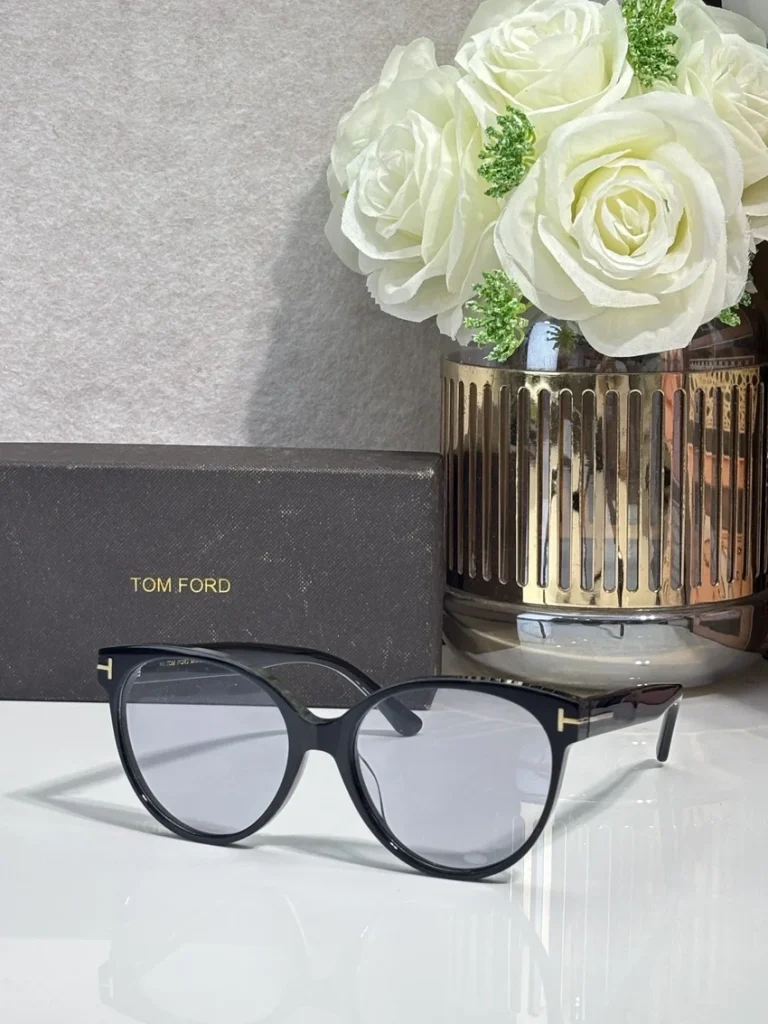 Buy Tom Ford FT1311 Selby Sunglasses Wholesale | Optical Importer
