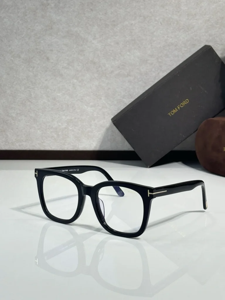 Wholesale Tom Ford TF638 Spectacle Frames – Tom Ford Eyeglasses With Clip On | Optical Store Supply
