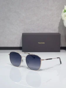 Tom Ford FT0905 Oversized Aviator Sunglasses – Wholesale Optical Frames Supplier