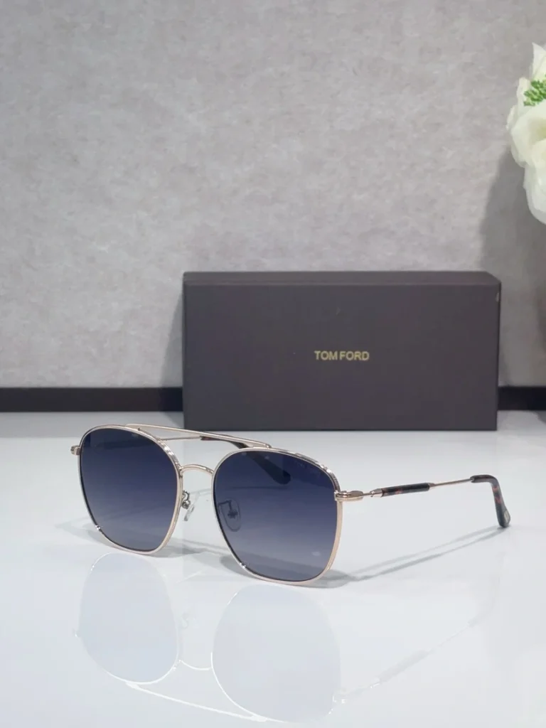 Tom Ford FT0905 Oversized Aviator Sunglasses – Wholesale Optical Frames Supplier