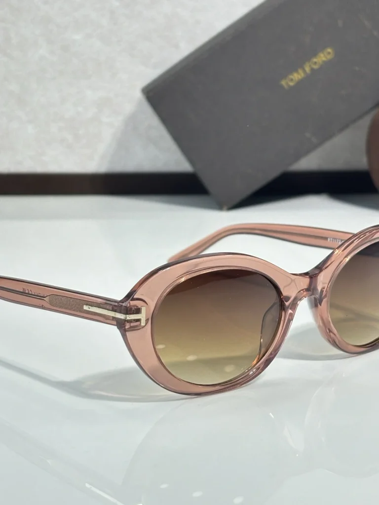 Wholesale Tom Ford FT1172 Sunglasses Hut | B2B Optical Distributor