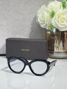 Premium Tom Ford FT1316 Sunglasses On Celebrities – Wholesale Distributor