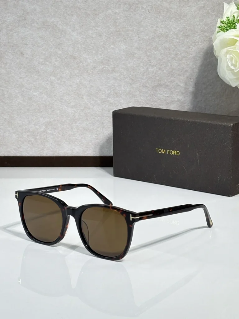 Tom Ford TF6052 Hanley Sunglasses for Wholesale | Optical Store Supplier