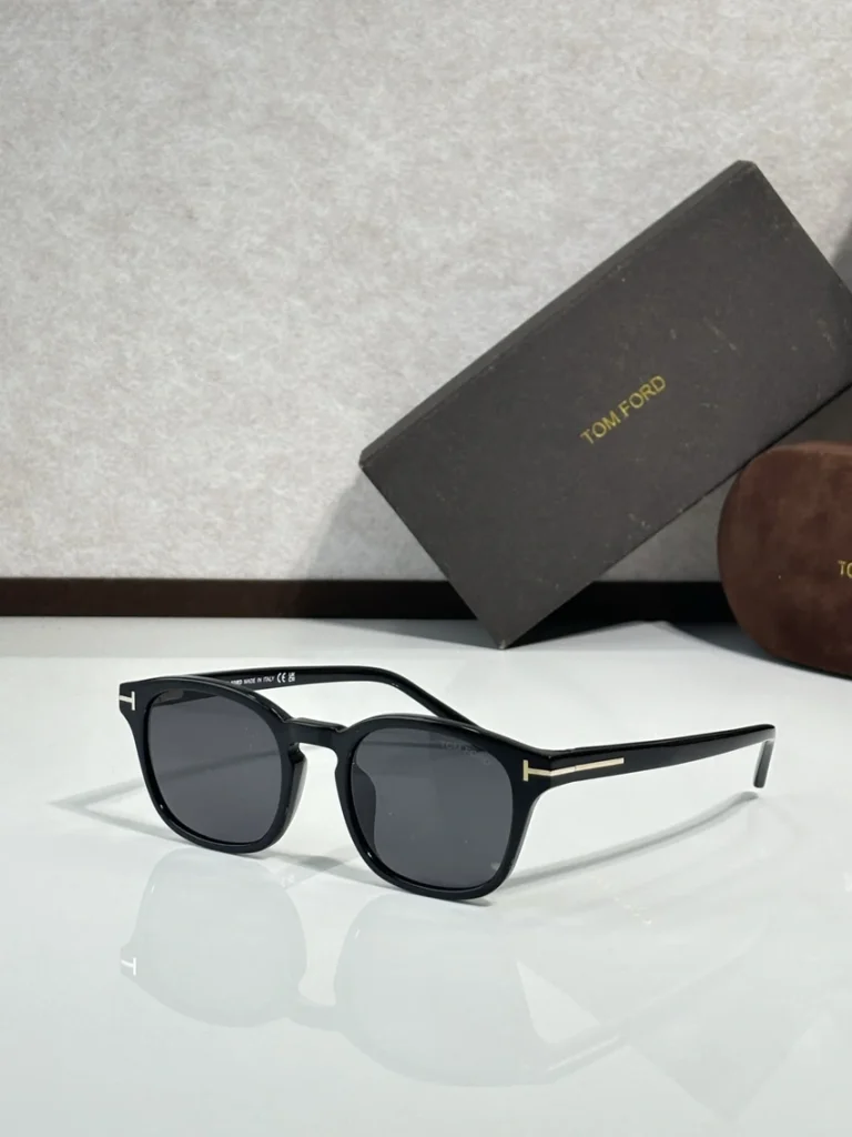 Tom Ford FT5532 Wallace Sunglasses Wholesale | Optical Retail Supplier