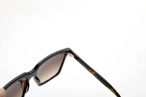 Wholesale Tom Ford FT764 Rex-02 57mm Aviator Sunglasses | B2B Optical Distributor