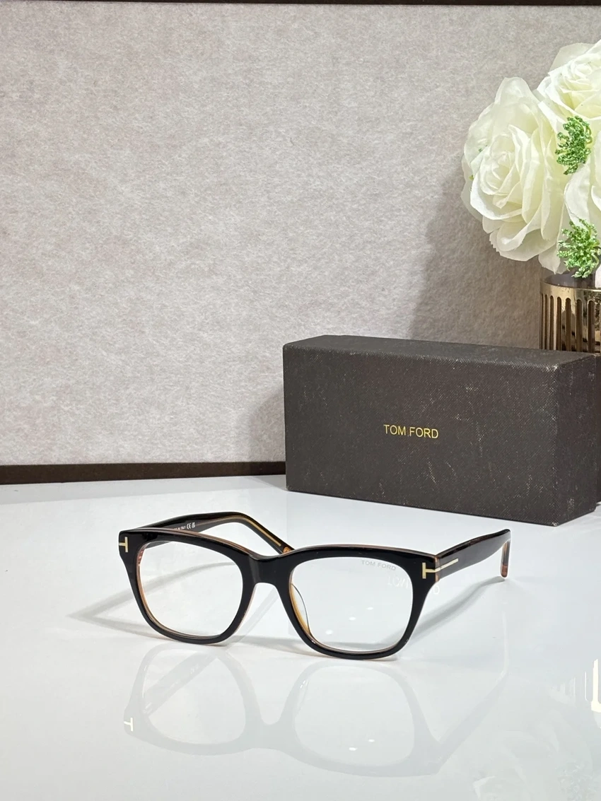 Wholesale Tom Ford FT0237 Optical Glasses – Tom Ford Women’s Eyeglasses | Retail Optical Partner