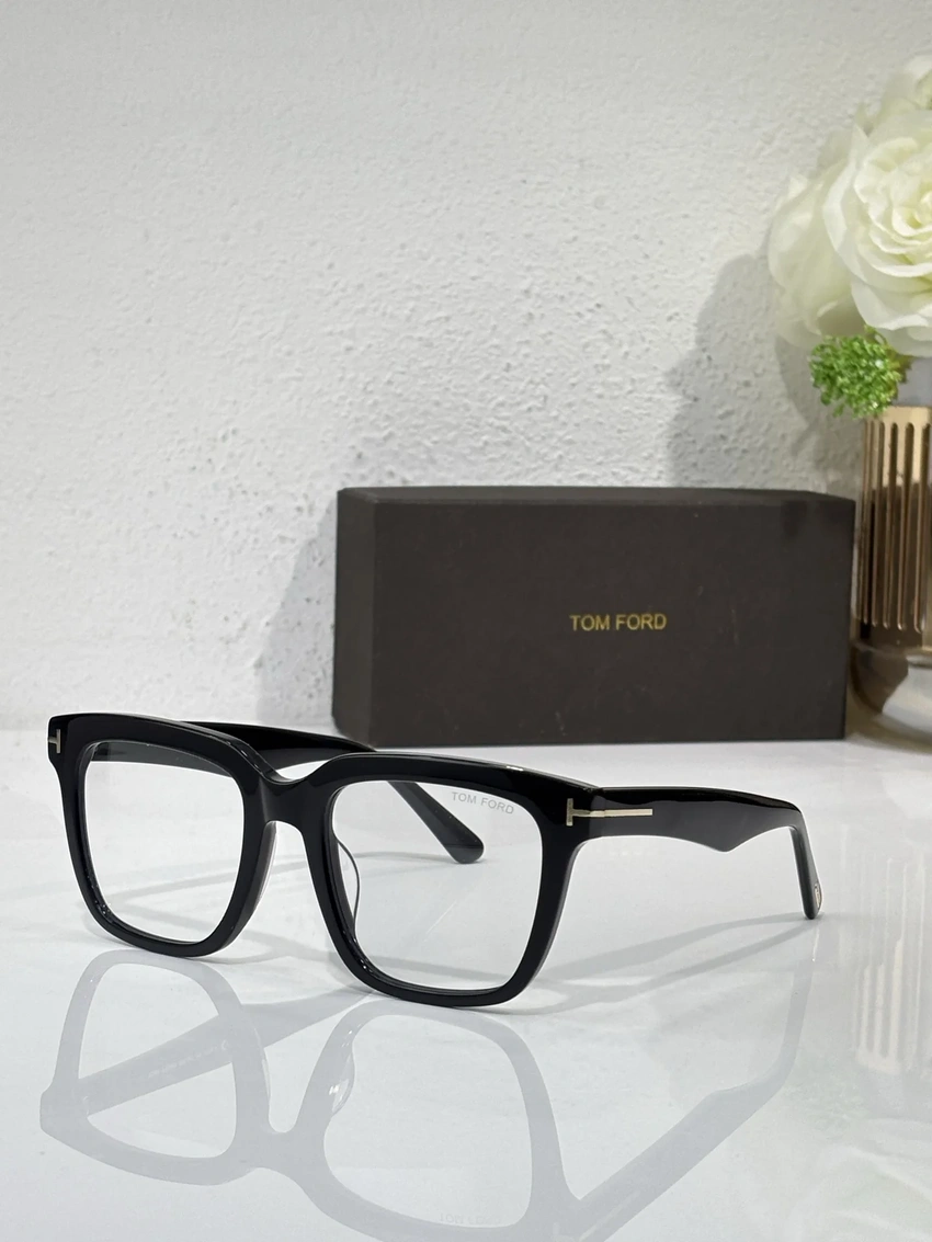 High-Quality Tom Ford FT0646 Optical Glasses – Tom Ford Designer Glasses | B2B Optical Supplier