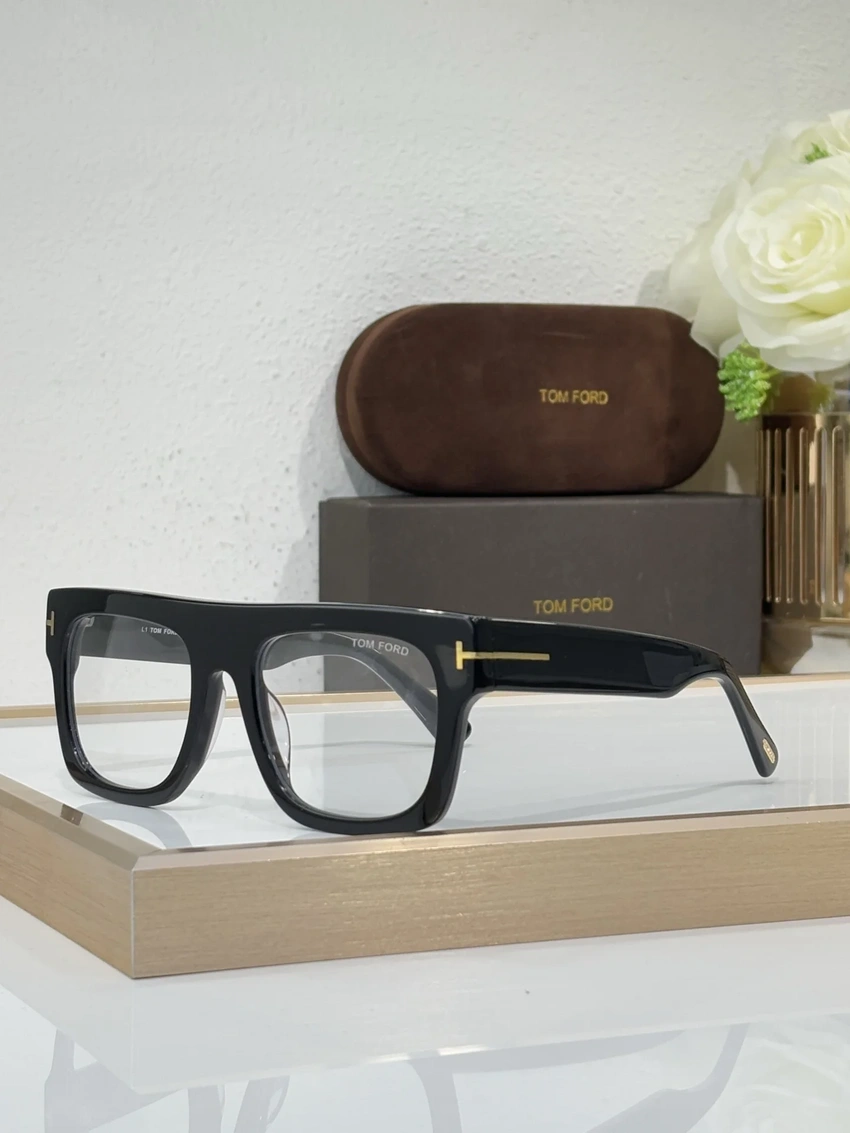 Professional Tom Ford FT0711 Optical Glasses – Tom Ford Glasses Frames | Trade Eyewear Distributor