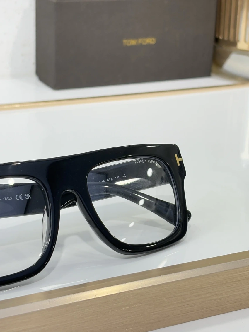 Professional Tom Ford FT0711 Optical Glasses – Tom Ford Glasses Frames | Trade Eyewear Distributor