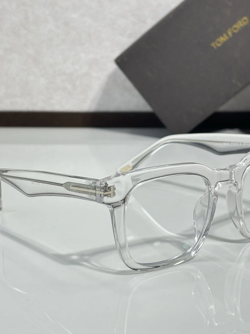 Professional Tom Ford FT0751 Optical Frames – Discount Tom Ford Eyeglasses | Wholesale Distributor