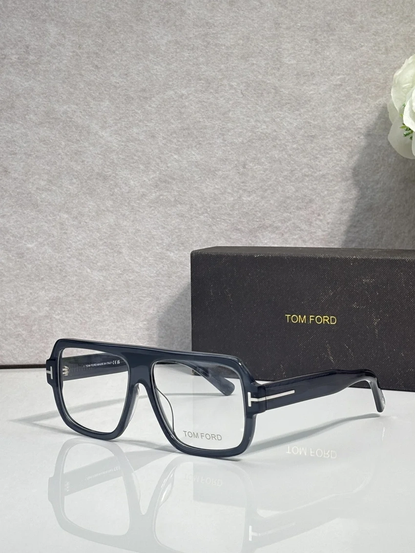 Authentic Tom Ford FT0933 Eyewear – Tom Ford Clear Eyeglass Frames | Optical Store Supply