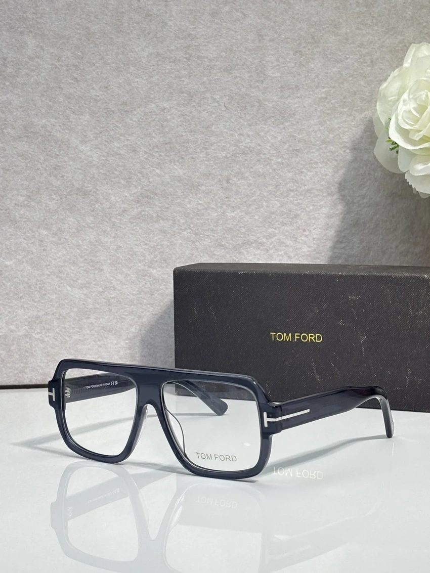 Elite Tom Ford FT0933 Optical Frames – Pink Tom Ford Glasses | Wholesale Distributor