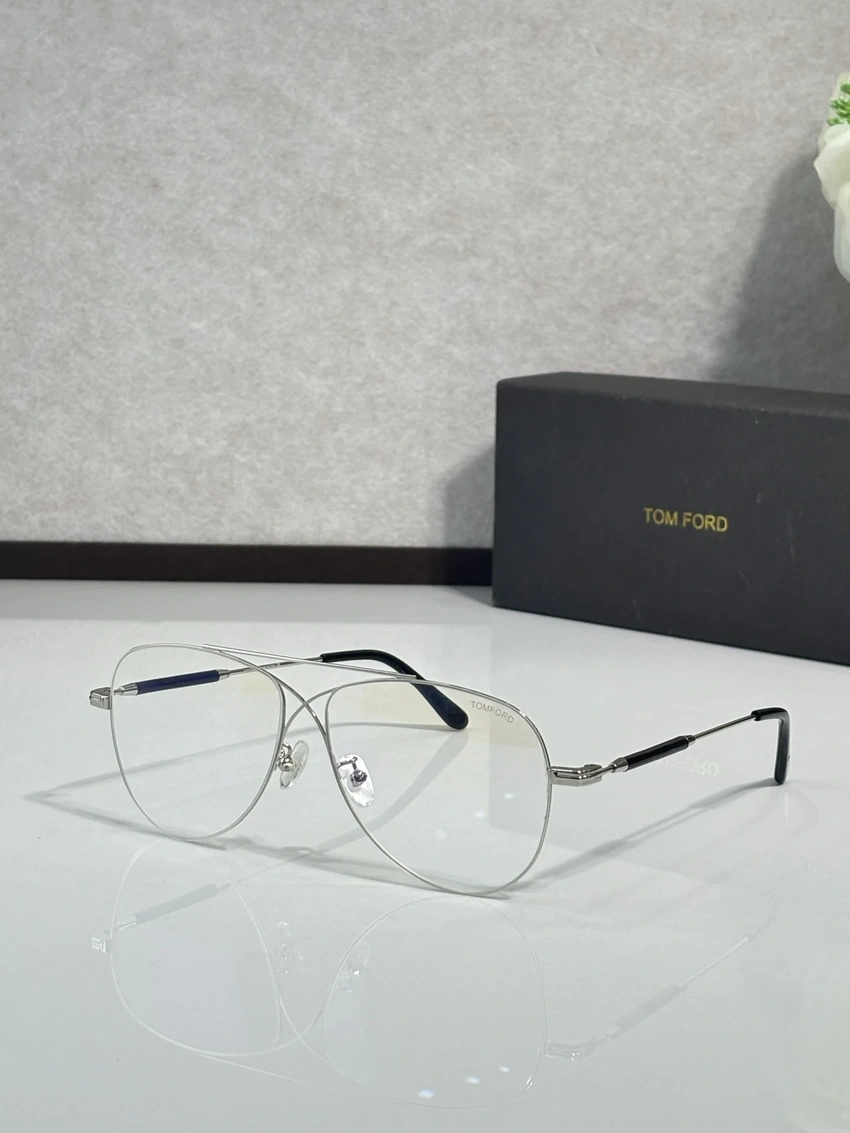 Authentic Tom Ford FT0981 Optical Glasses – Tom Ford Eyeglasses Nose Pads | Bulk Distributor