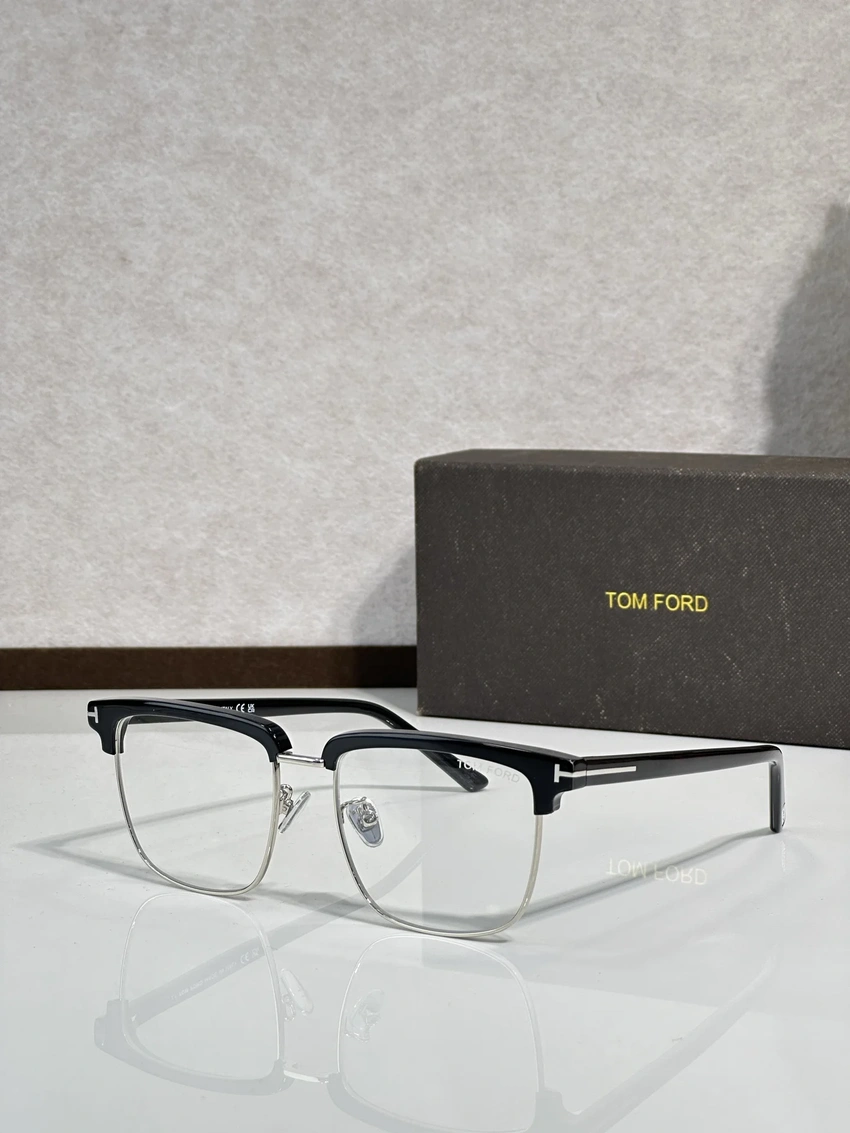 Premium Tom Ford FT0997 Spectacle Frames – Tom Ford Purple Eyeglasses | B2B Optical Supplier