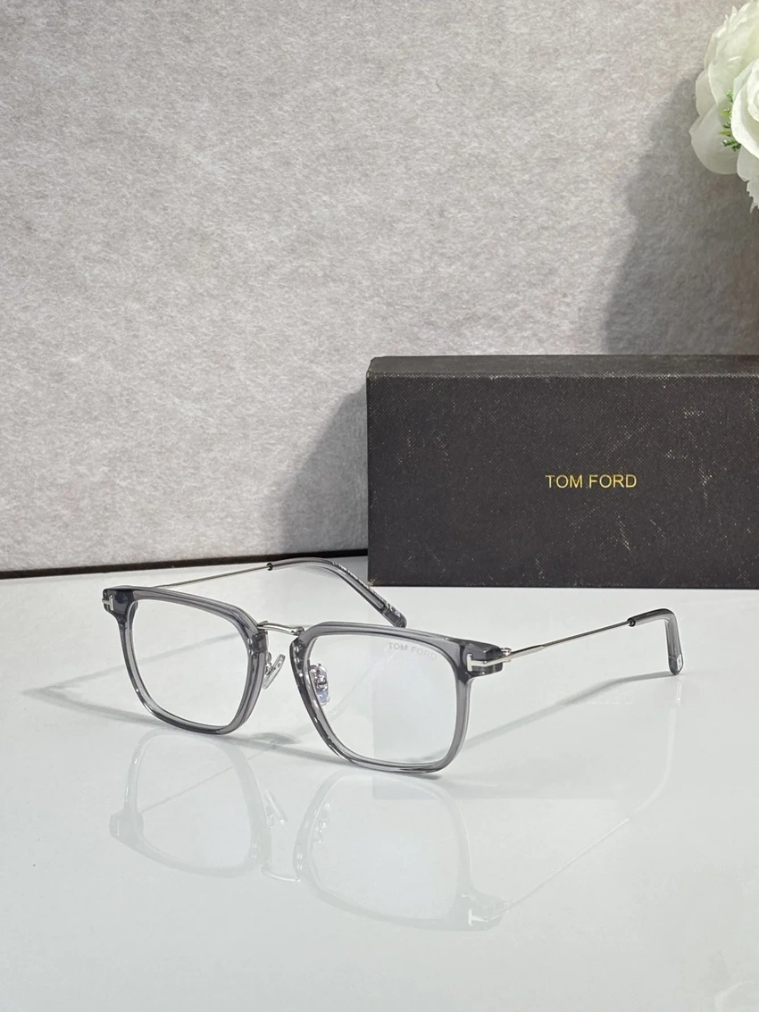 Premium Tom Ford FT1042 Eyeglasses – Tom Ford Eye Glasses | Retail Optical Partner