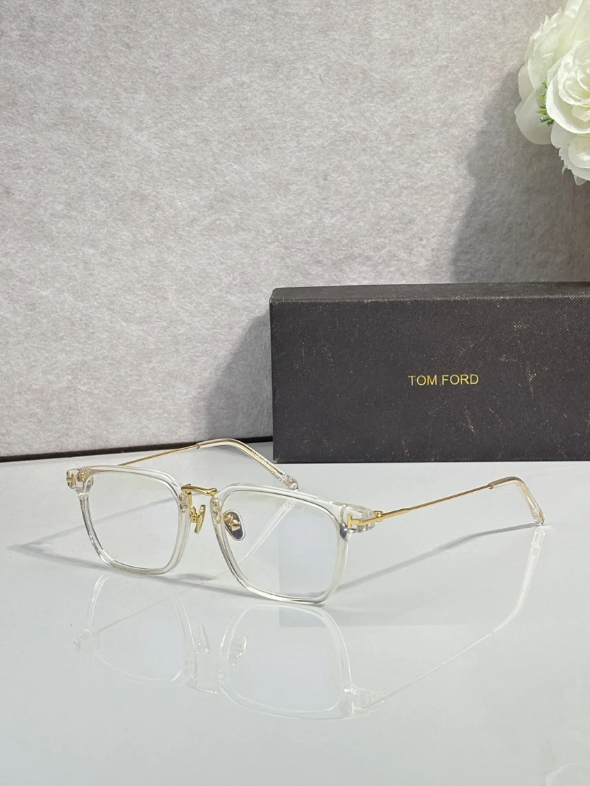 Premium Tom Ford FT1042 Eyeglasses – Tom Ford Eye Glasses | Retail Optical Partner