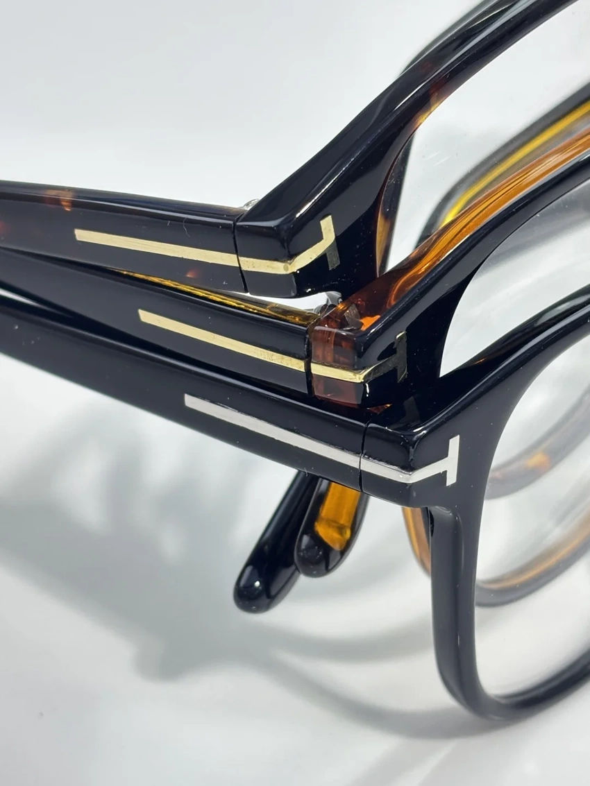 High-Quality Tom Ford FT1098 Spectacle Frames – Tom Ford Reading Glasses Womens | Bulk Distributor
