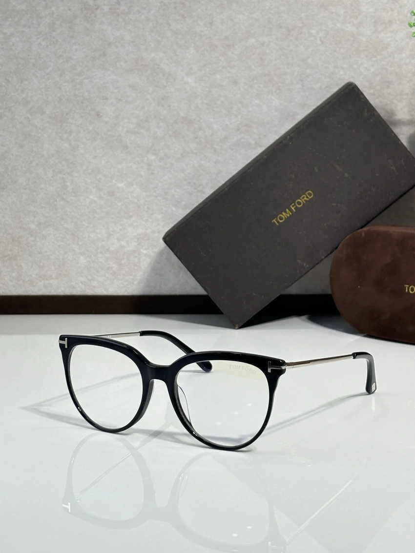 Authentic Tom Ford FT1121 Optical Frames – Women’s Tom Ford Prescription Glasses | Bulk Distributor