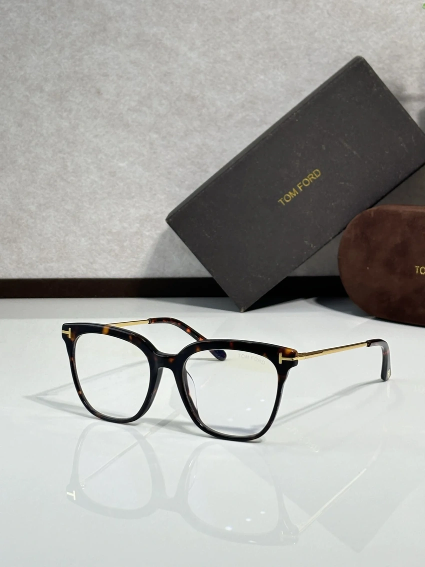 Designer Tom Ford FT1122 Eyewear – Tom Ford Blue Light Glasses | Retail Optical Partner