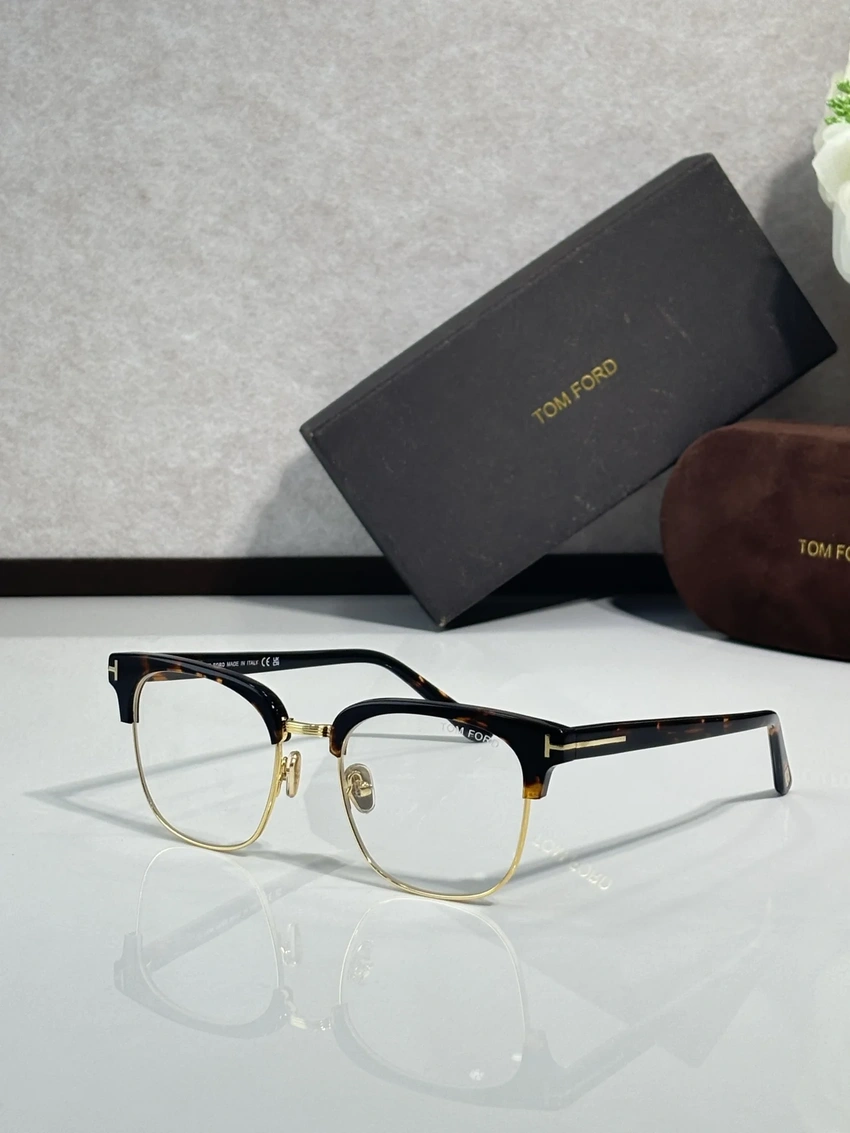 Authentic Tom Ford FT1165 Optical Glasses – Tom Ford Men Glasses | Bulk Distributor
