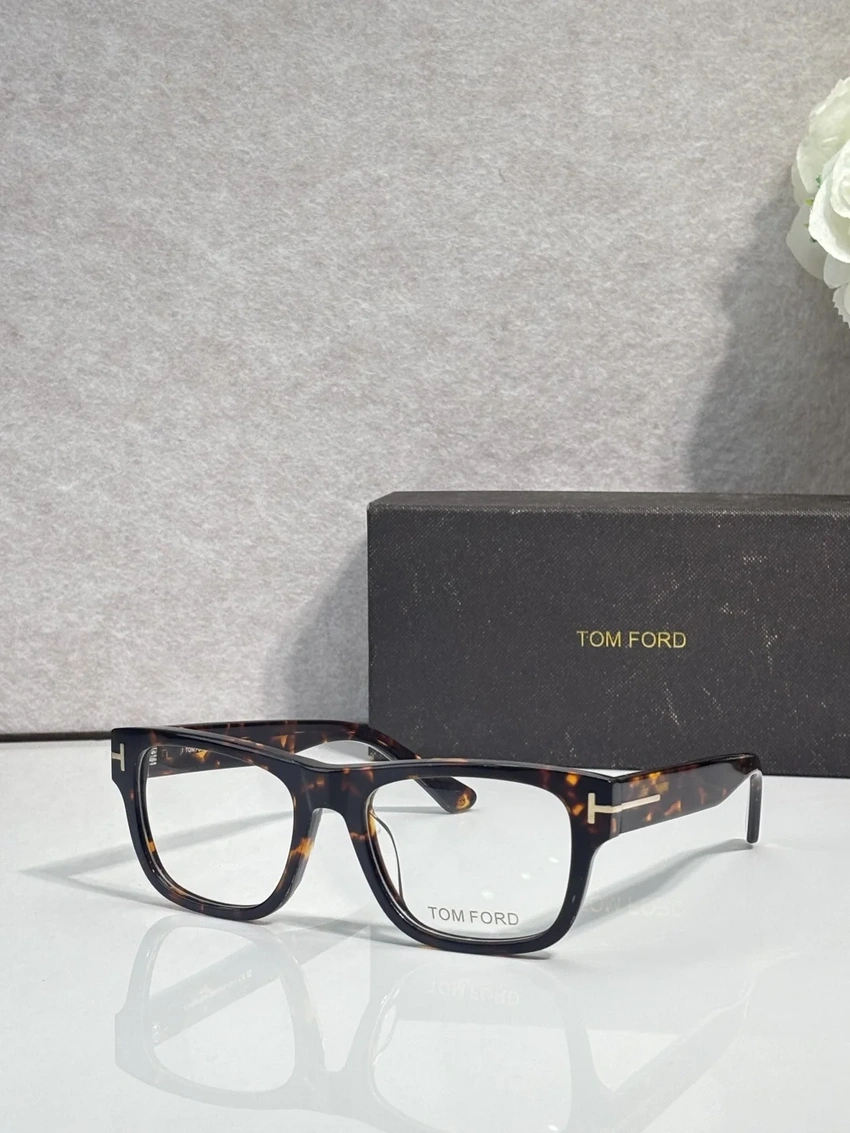 Elite Tom Ford FT1303 Eyewear – Tom Ford Clear Eyeglass Frames | Trade Eyewear Distributor