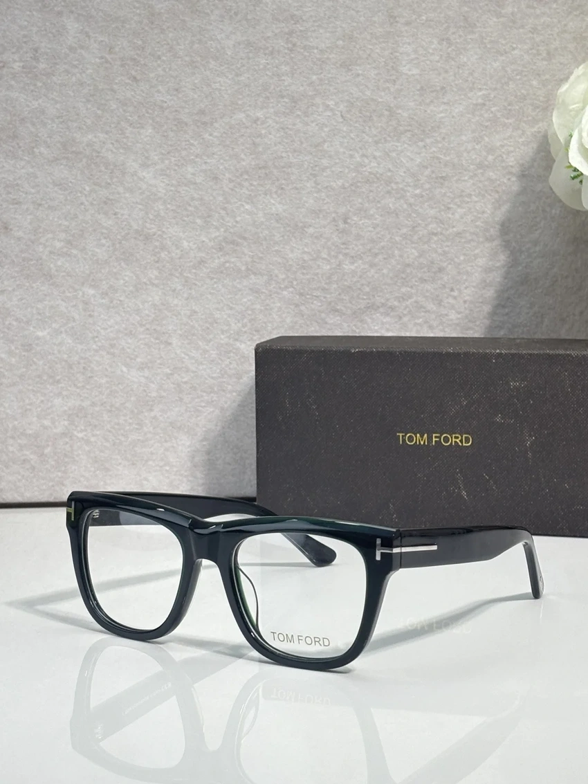 Authentic Tom Ford FT1304 Eyeglasses – Tom Ford Eyeglasses Nose Pads | Retail Optical Partner