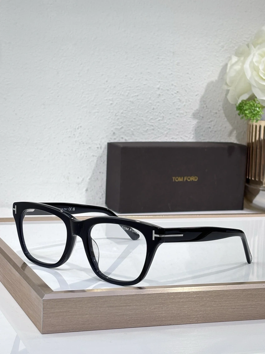 Authentic Tom Ford FT5178 Eyeglasses – Tom Ford Eyeglass Frames Women | Bulk Distributor