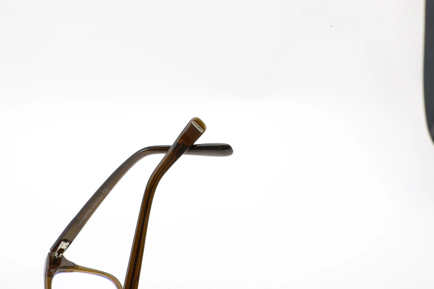 High-Quality Tom Ford FT5661 Eyewear – Largest Tom Ford Glasses | Bulk Distributor