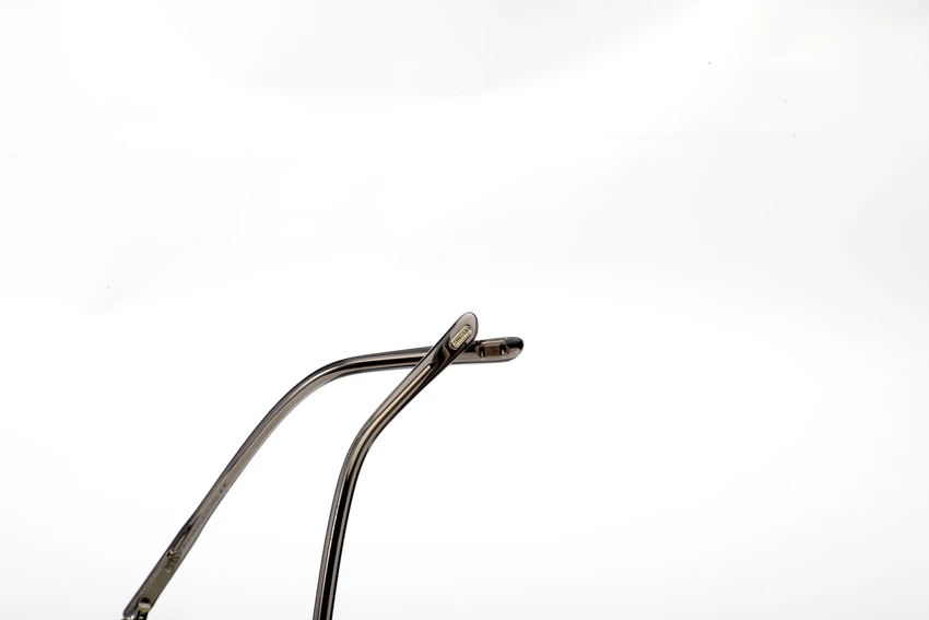 High-Quality Tom Ford FT5700-B Spectacle Frames – Gold Tom Ford Glasses | B2B Optical Supplier