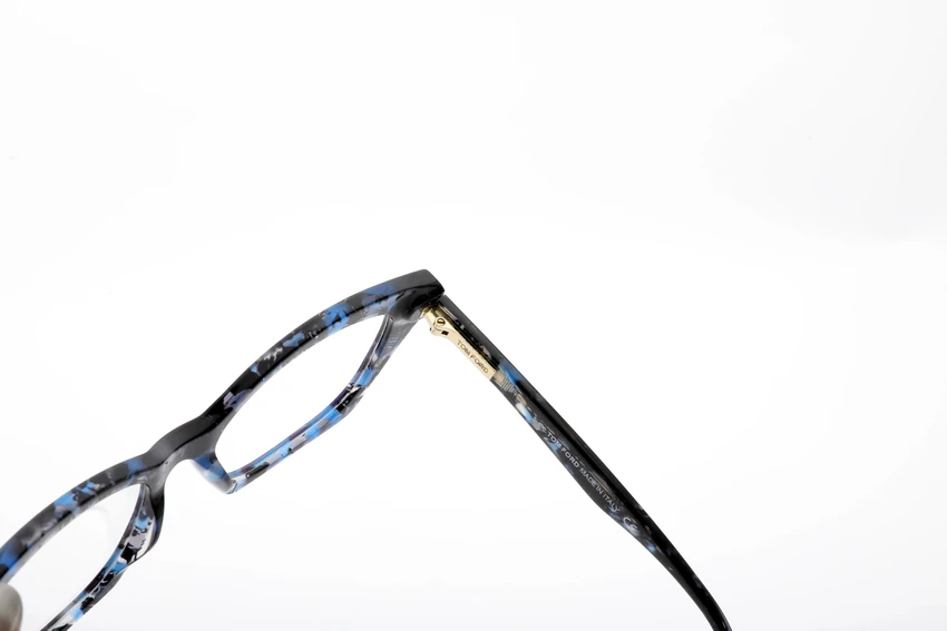 Authentic Tom Ford FT5709 Prescription Frames – Tom Ford Eyeglasses Gold | Bulk Distributor