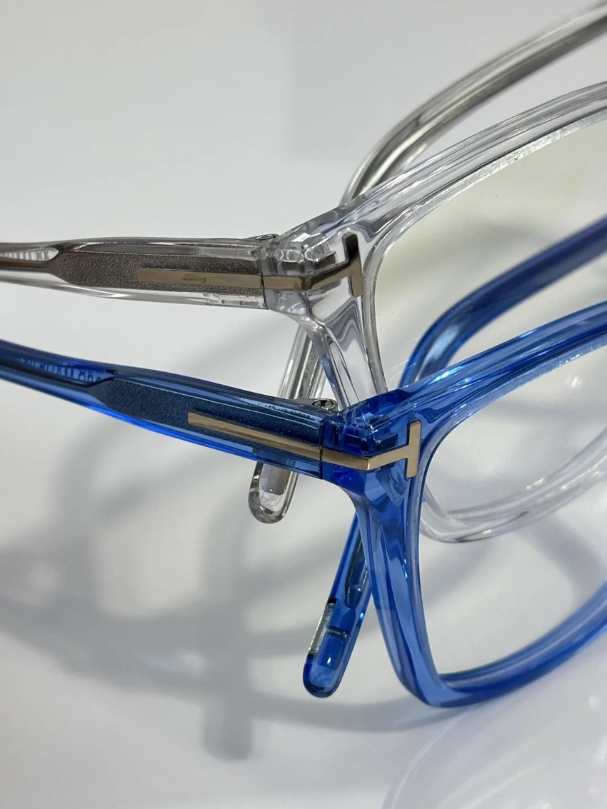 High-Quality Tom Ford FT5817 Optical Glasses – Tom Ford Tortoise Shell Glasses | Bulk Distributor