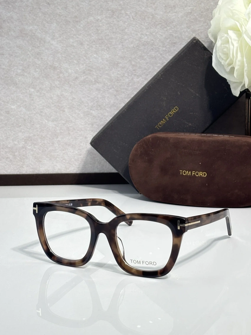 Wholesale Tom Ford FT5880 Spectacle Frames – Tom Ford Reading Glasses | Retail Optical Partner