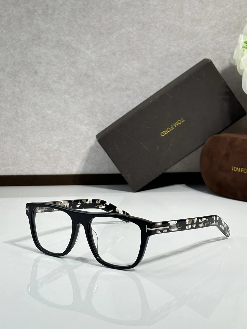 Authentic Tom Ford FT5902 Eyeglasses – Tom Ford Glasses Aviator | Wholesale Distributor