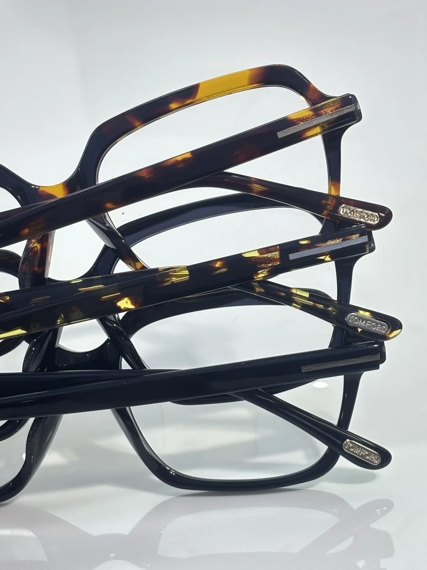 High-Quality Tom Ford FT5908 Eyewear – Tom Ford Square Glasses | B2B Optical Supplier