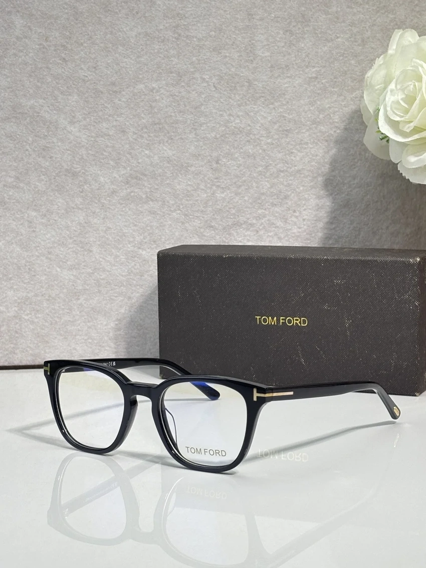 Professional Tom Ford FT6014 Spectacle Frames – Tom Ford Eyeglasses For Ladies | Retail Optical Partner