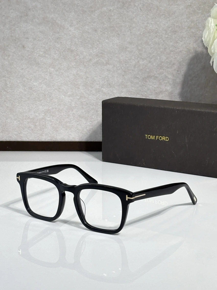 High-Quality Tom Ford FT6025 Optical Frames – Tom Ford Eyeglass Frames For Men | Wholesale Distributor