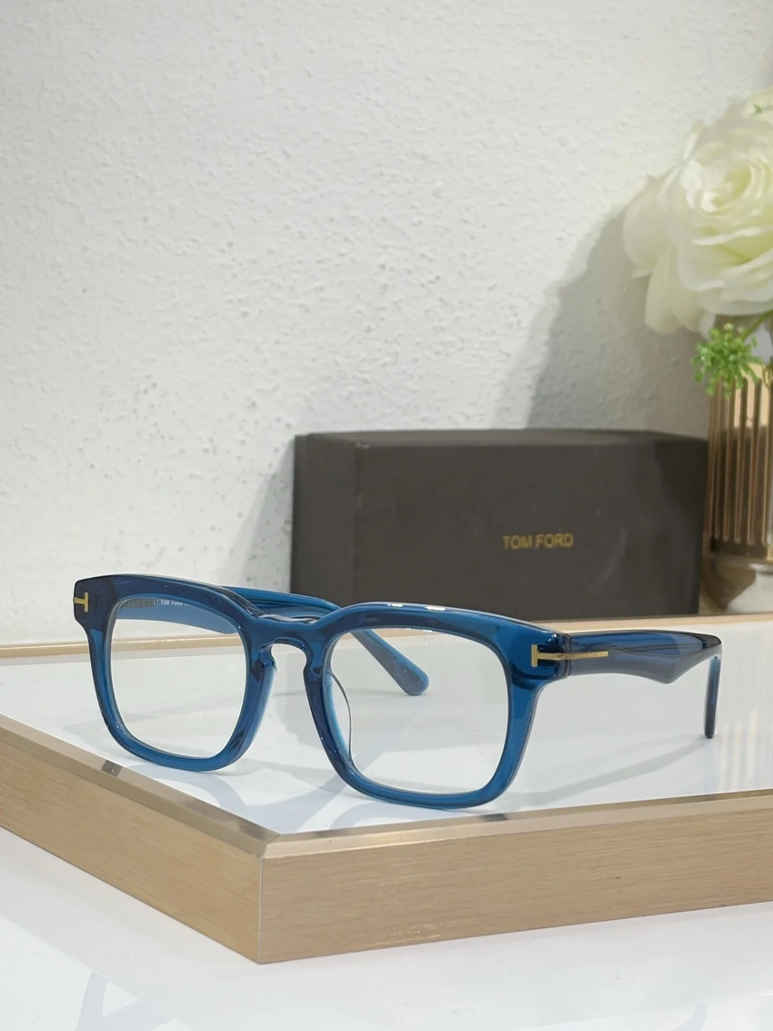 High-Quality Tom Ford FT6025 Eyewear – Tom Ford Blue Glasses | Wholesale Distributor