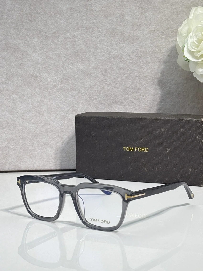 Designer Tom Ford FT6032 Spectacle Frames – Tom Ford Eyeglasses Price | Bulk Distributor