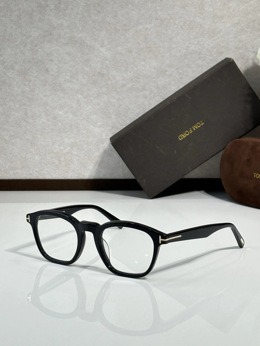 Professional Tom Ford FT6033 Spectacle Frames – Men Glasses Tom Ford | Optical Store Supply