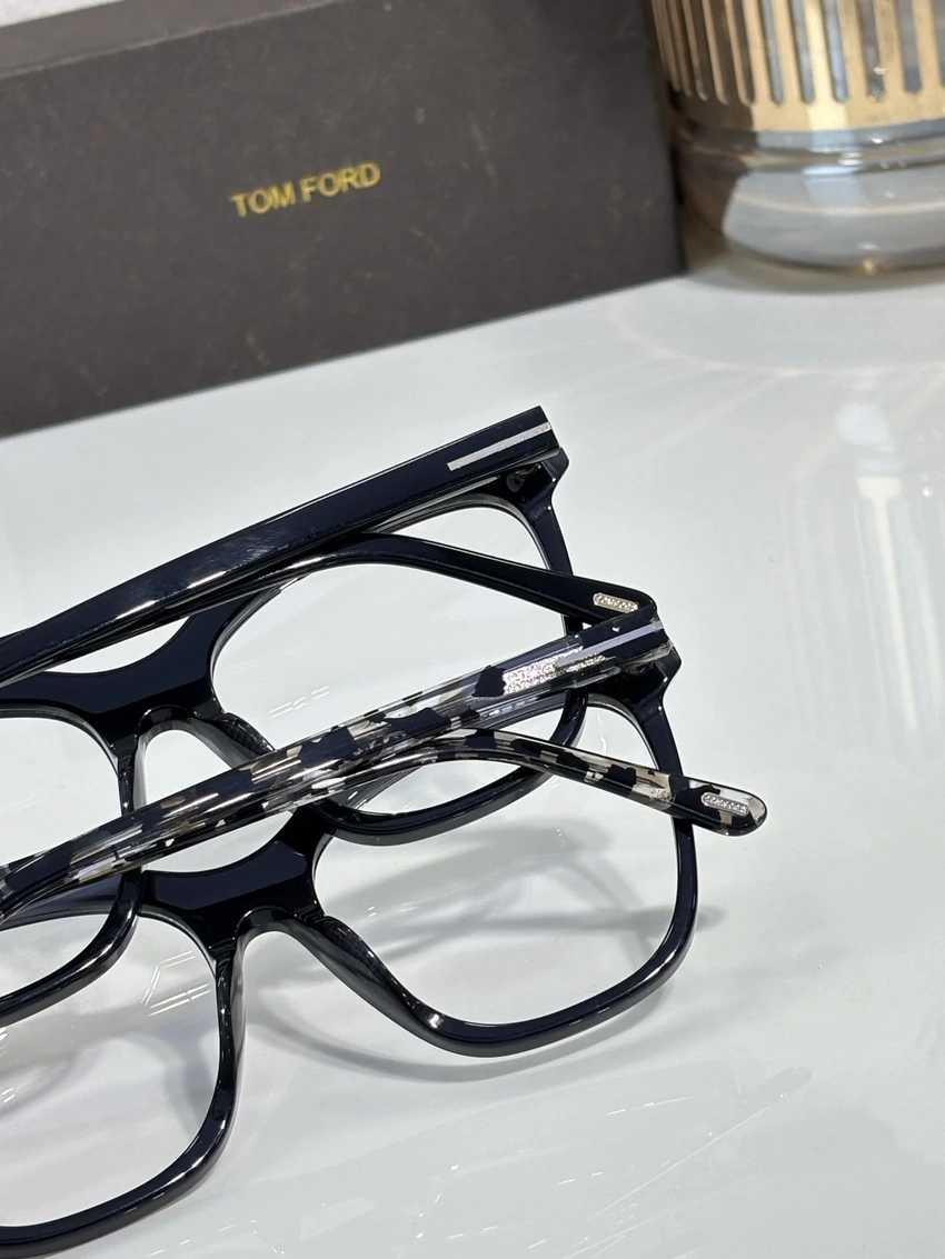 Authentic Tom Ford FT6042 Optical Frames – Tom Ford Mens Eyeglasses | Bulk Distributor